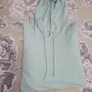 PD&C Light Green 100% Cotton Pullover Hoodie Size Medium EUC